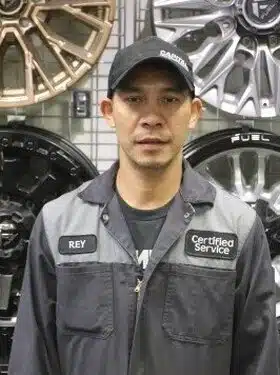 Rey Sarmiento Technician