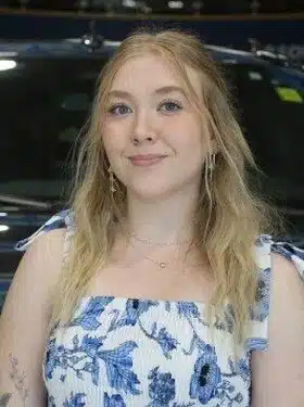 Zoe Taylor Service Lane Assistant