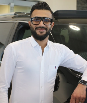 Deepak Kakadia Product Specialist